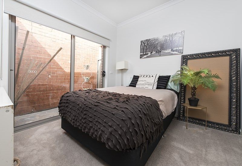 2/8 Fourth Avenue, Altona North - Thumbnail 5
