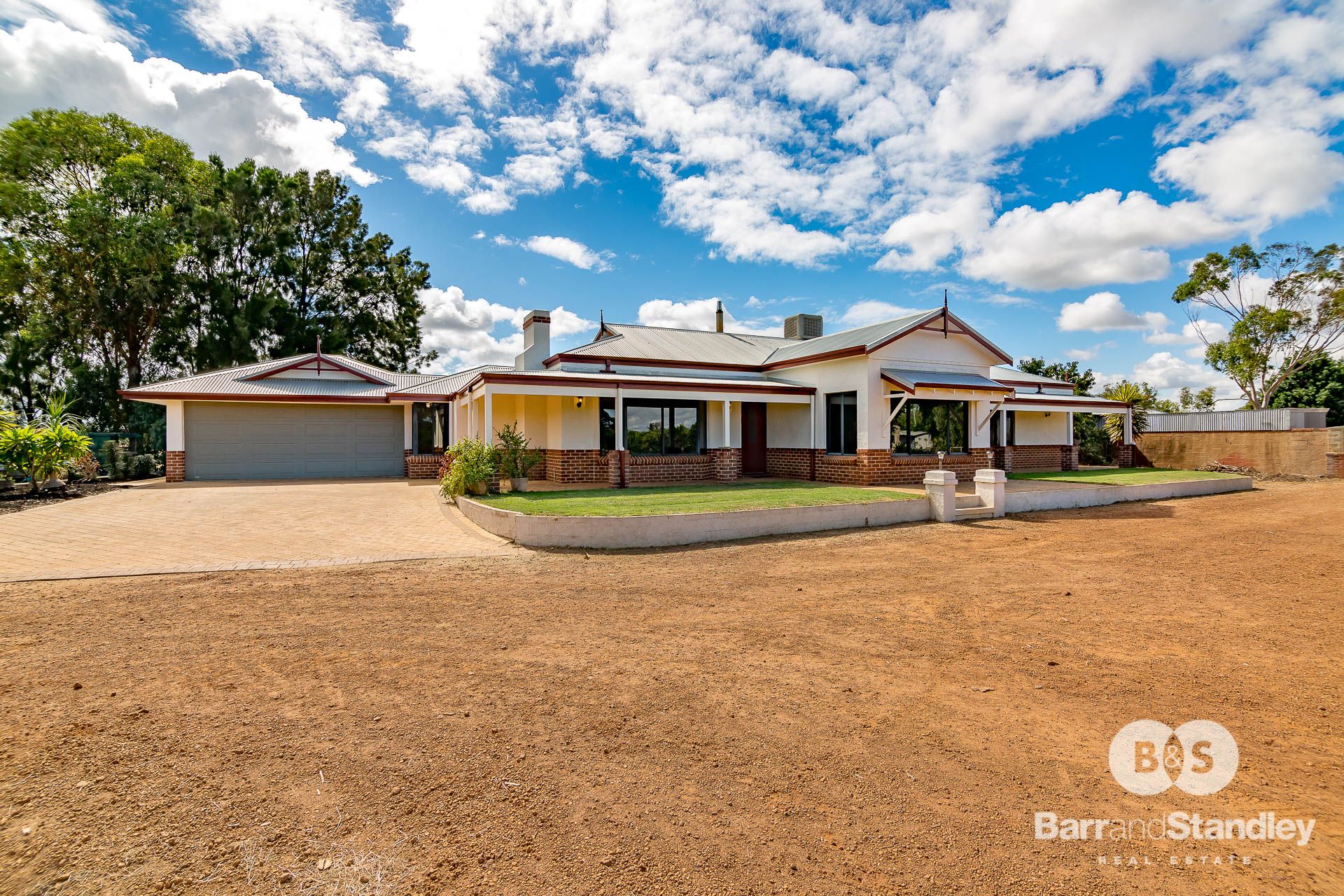 114 Waterloo Road Dardanup , WA