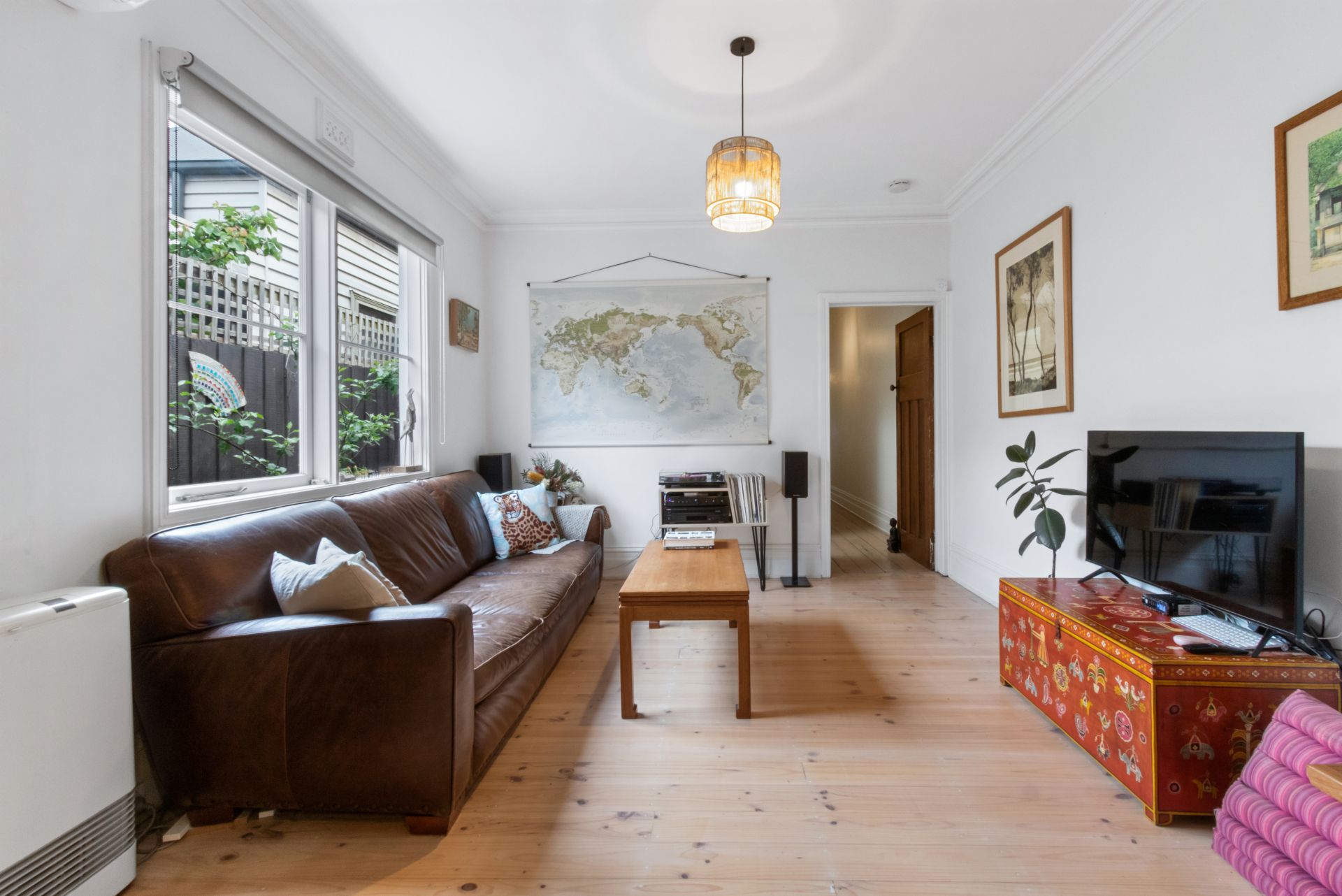Beautifully Presented, 3-Bedroom Home