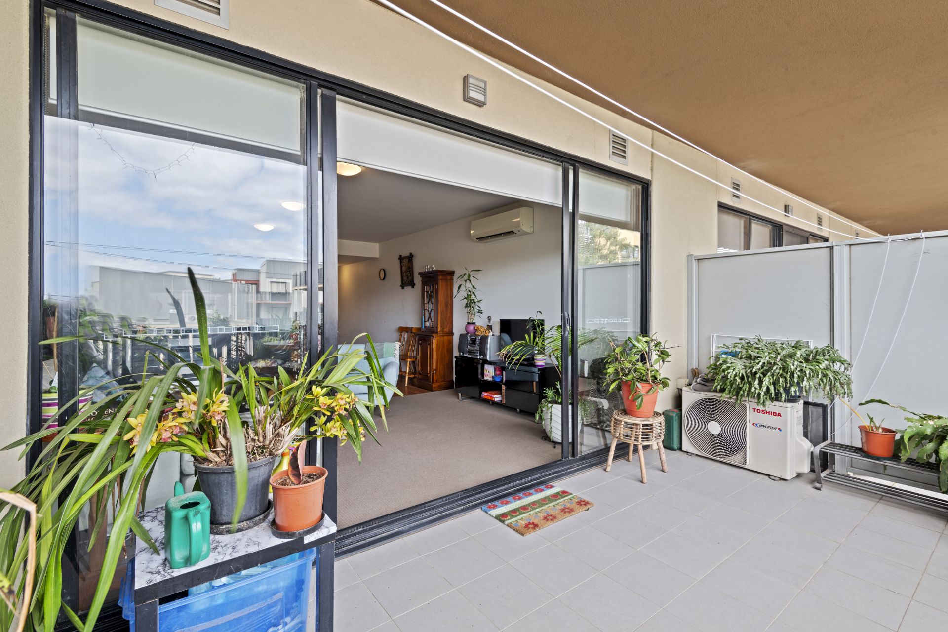 Stylish & Surprisingly Spacious Apartment