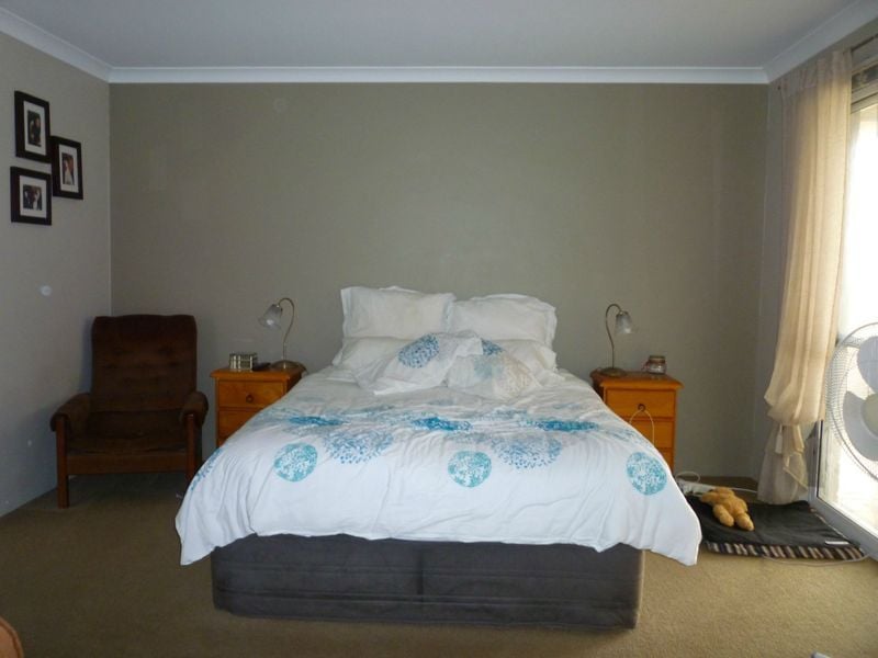 Real Estate For Lease 9 Holstein Drive Eaton , WA