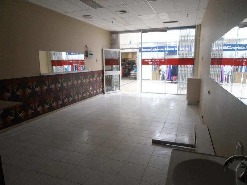 LALOR PLAZA RETAIL OPPORTUNITY!!