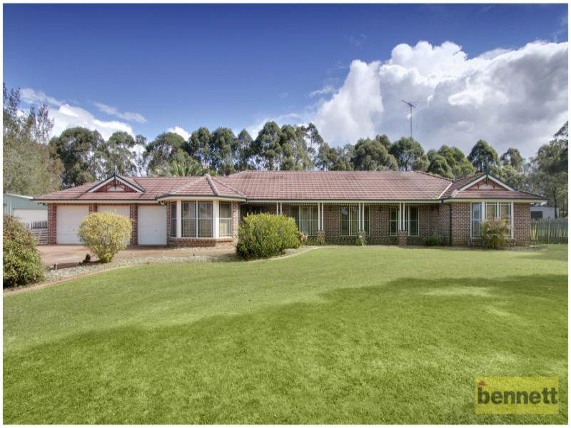21 Nicholson Place, Windsor Downs - Thumbnail 3