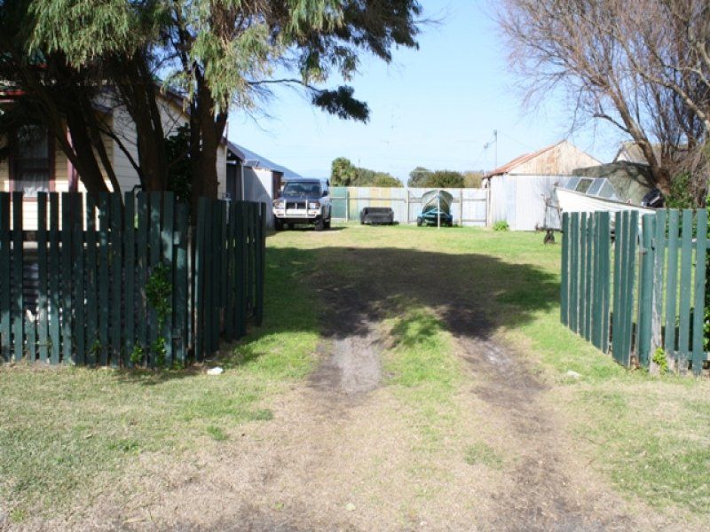 47 Elizabeth Street PORT MACDONNELL SA, Port Macdonnell - Thumbnail 2