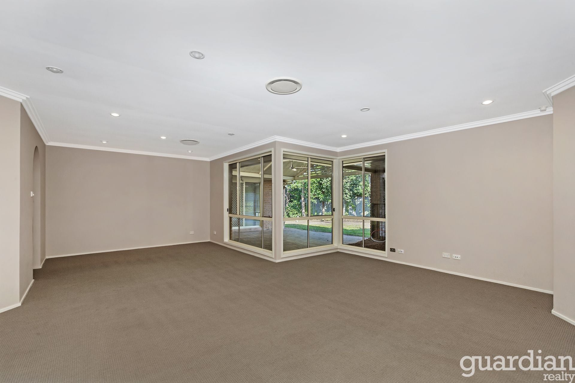 3 Barnes Place Rouse Hill NSW, Rouse Hill - Thumbnail 4