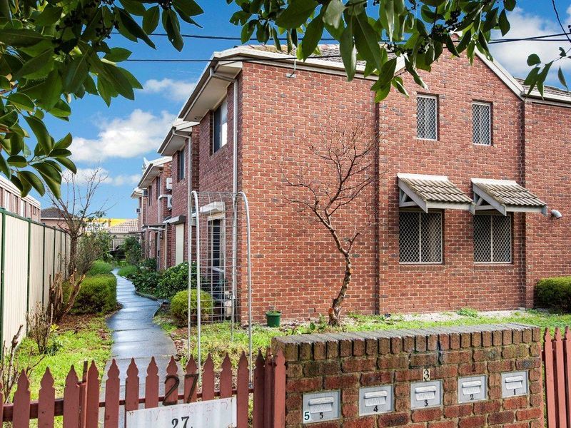 2/27 Empire Street Footscray VIC, Footscray - Thumbnail 2