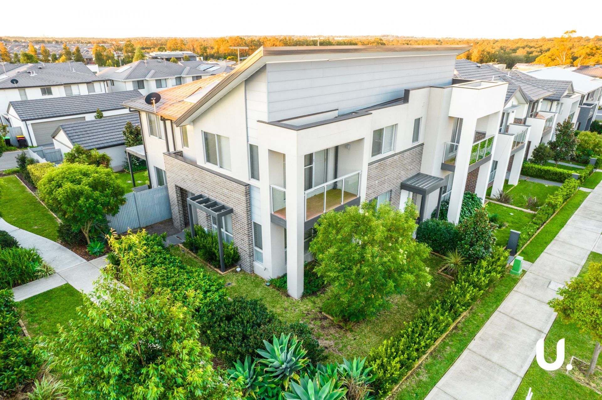 Moorebank 13 Mooney Avenue