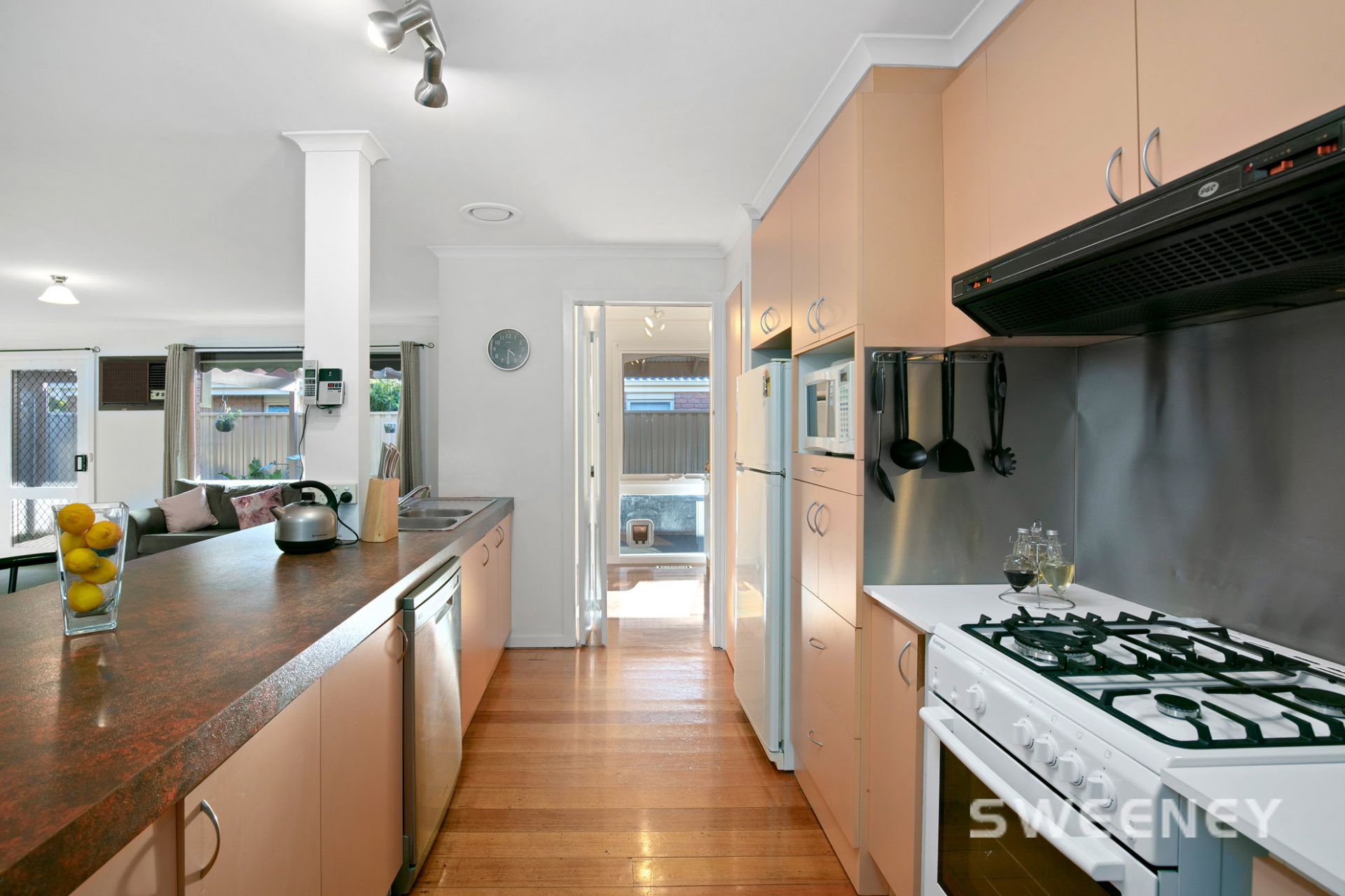 10 Grevillia Court, Altona Meadows - Thumbnail 6