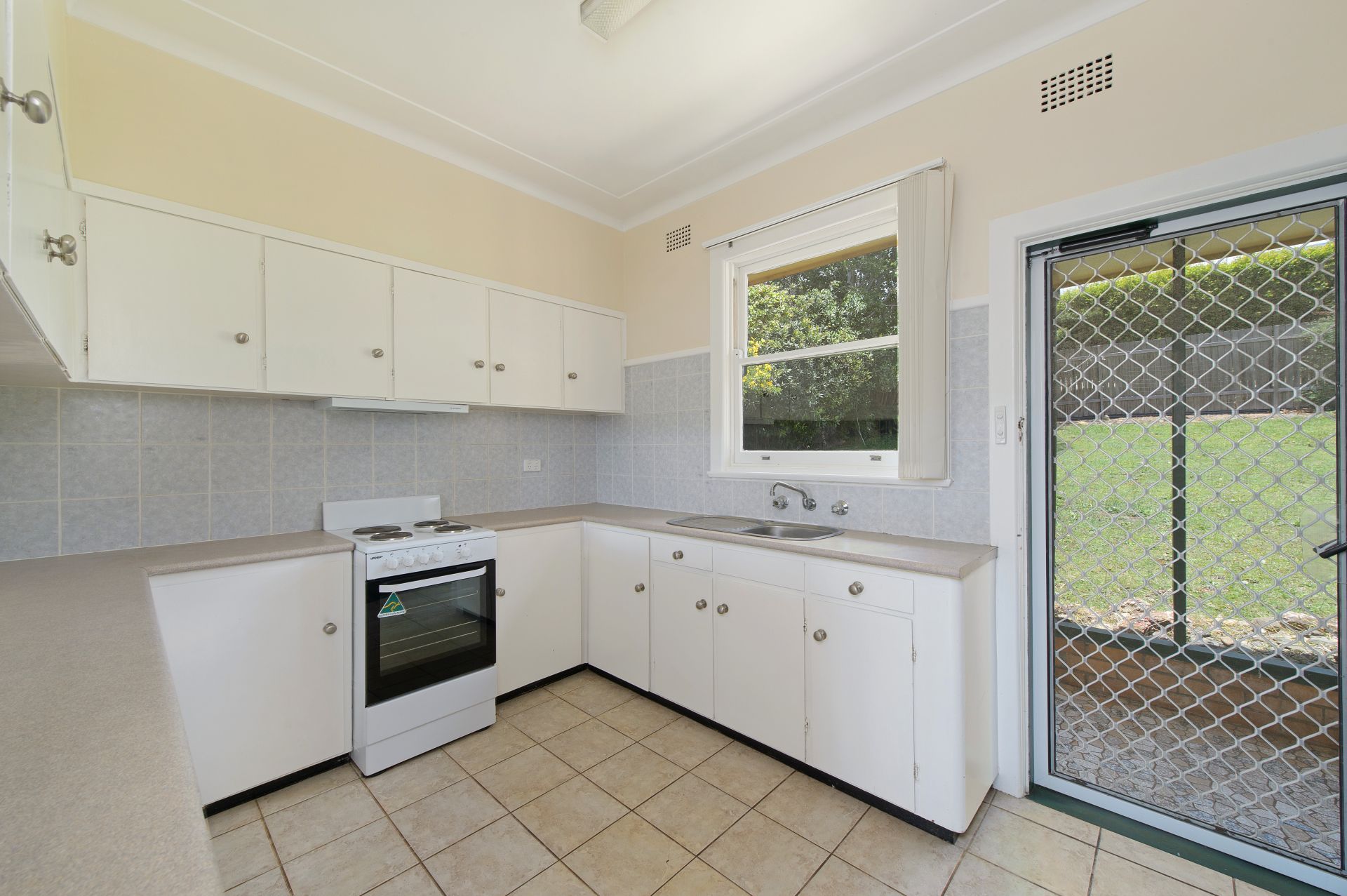 14 Gray Street Port Macquarie NSW, Port Macquarie - Thumbnail 3