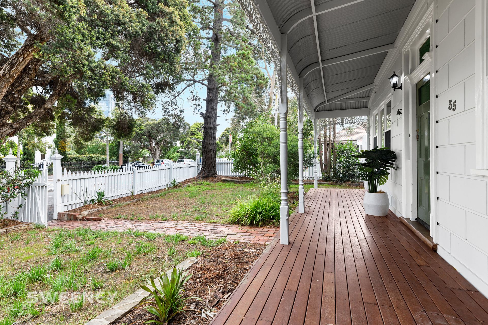 35 Nicholson Street, Footscray - Thumbnail 3