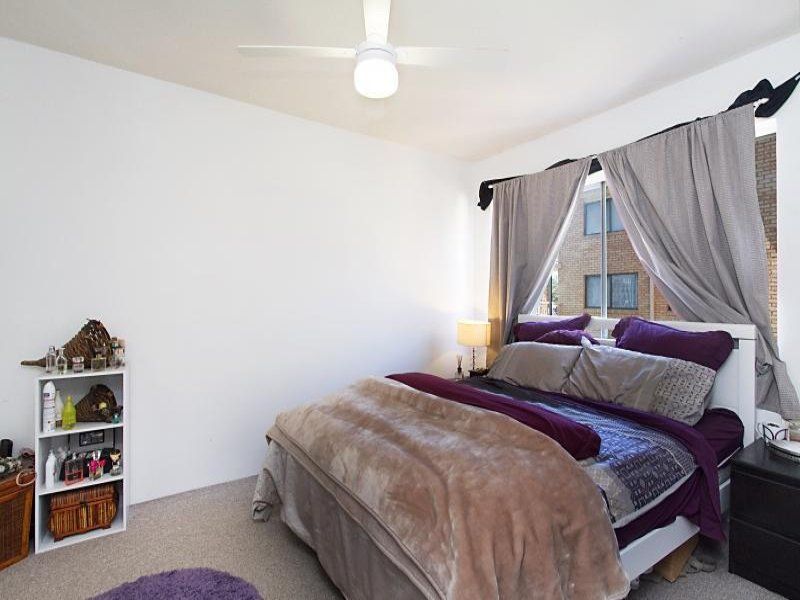 4/46 Coolangatta Road 'Grandeur' COOLANGATTA QLD, 'Grandeur' Coolangatta - Thumbnail 5