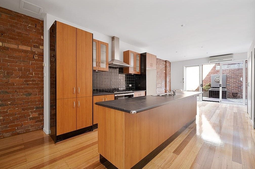 Contemporary 4 Bedroom Townhouse