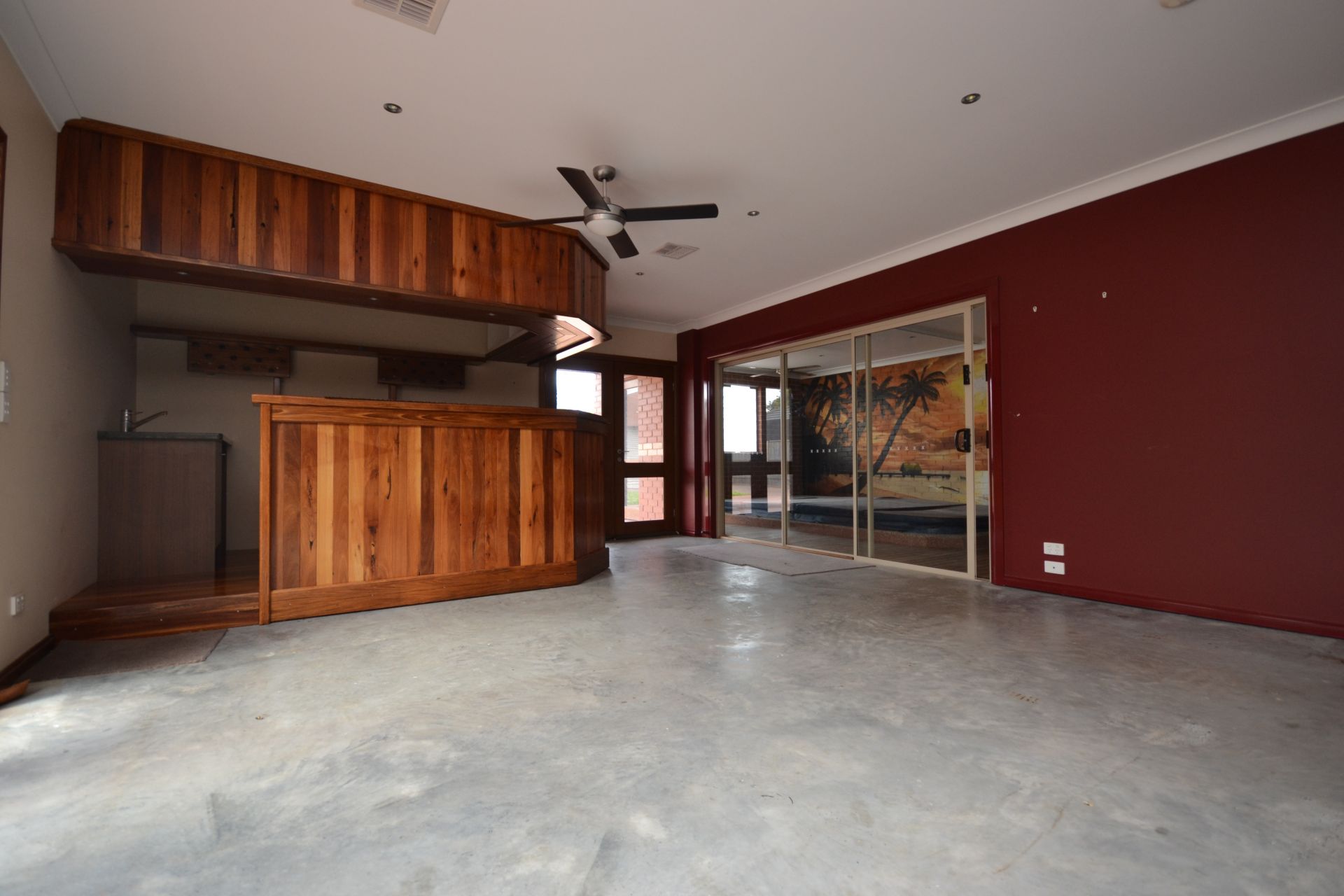 ORIGINAL CHARM IN A GREAT LOCATION