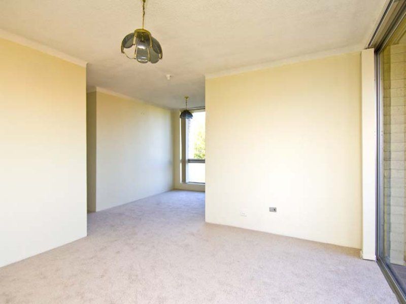 14/2 Gerard Street CREMORNE NSW, Cremorne - Thumbnail 3