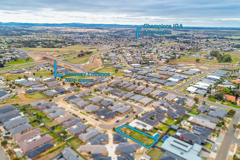 23 College Square, Bacchus Marsh - Thumbnail 3