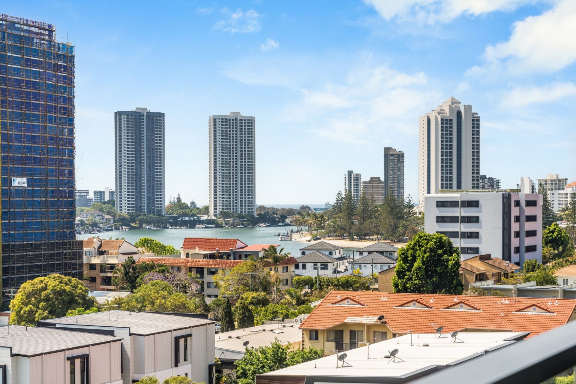 603/28 Dalpura Street, Chevron Island - Thumbnail 6