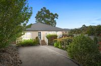 8 Yarraridge Crescent, Yarra Junction VIC, Yarra Junction - Image 1