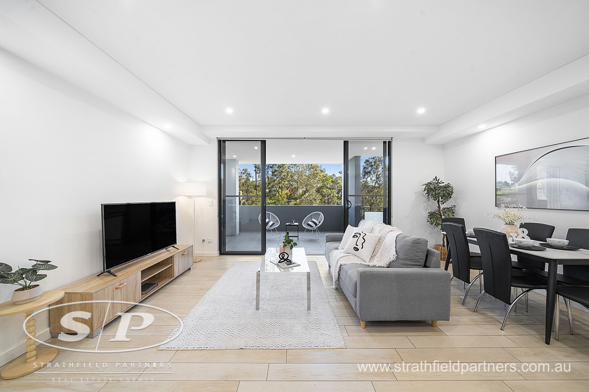 A206/37-39 Loftus Crescent Homebush NSW, Homebush - Thumbnail 3