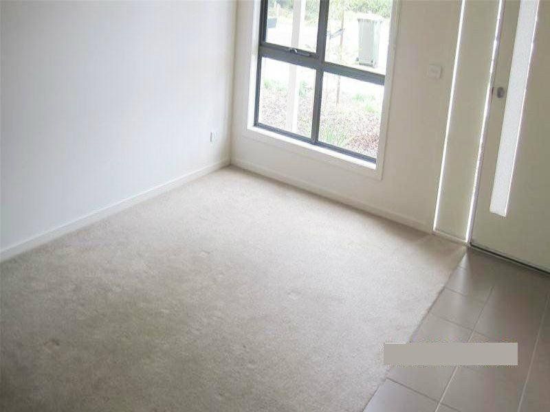 LARGE 2 BEDROOM TOWNHOUSE