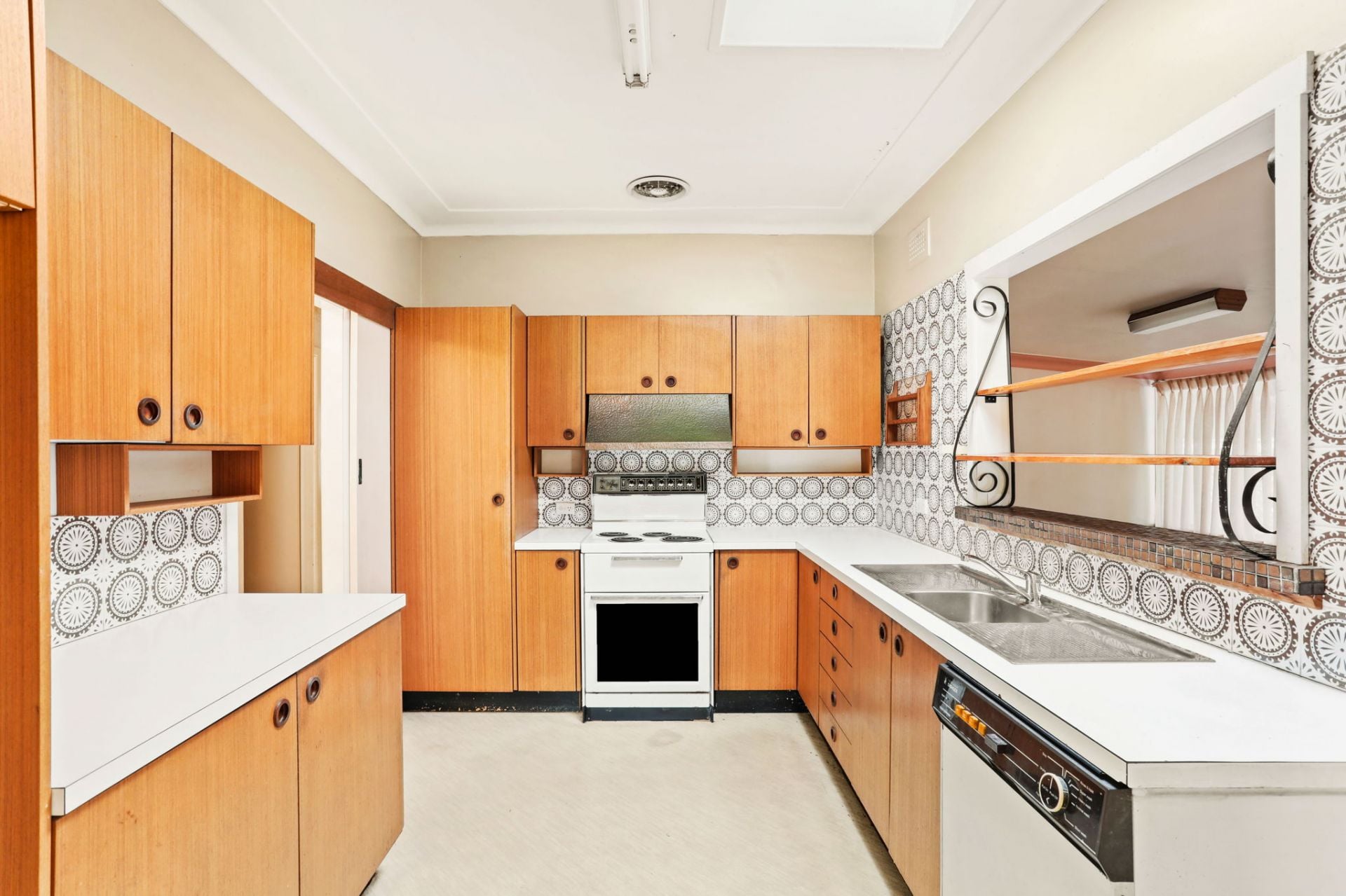 21 Dove Street Revesby NSW, Revesby - Thumbnail 4