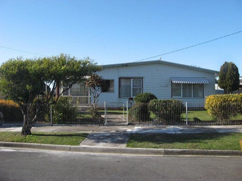 3
 
 
 
  
 
 
 1
 
 
 
  
 
 
 1
 
 
 
 
 
 
 
 8 Soutar Street, DEVONPORT TAS 7310, Devonport - Thumbnail 8
