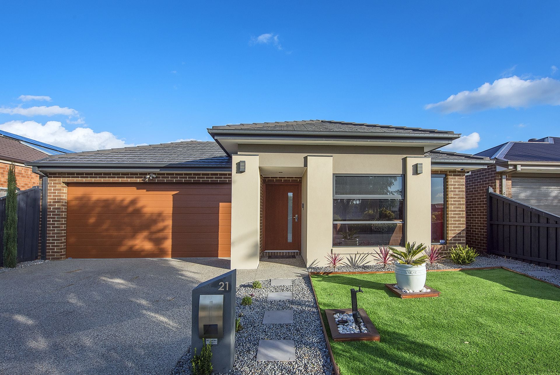 21 Ronsard Crescent Mernda, Mernda - Thumbnail 3