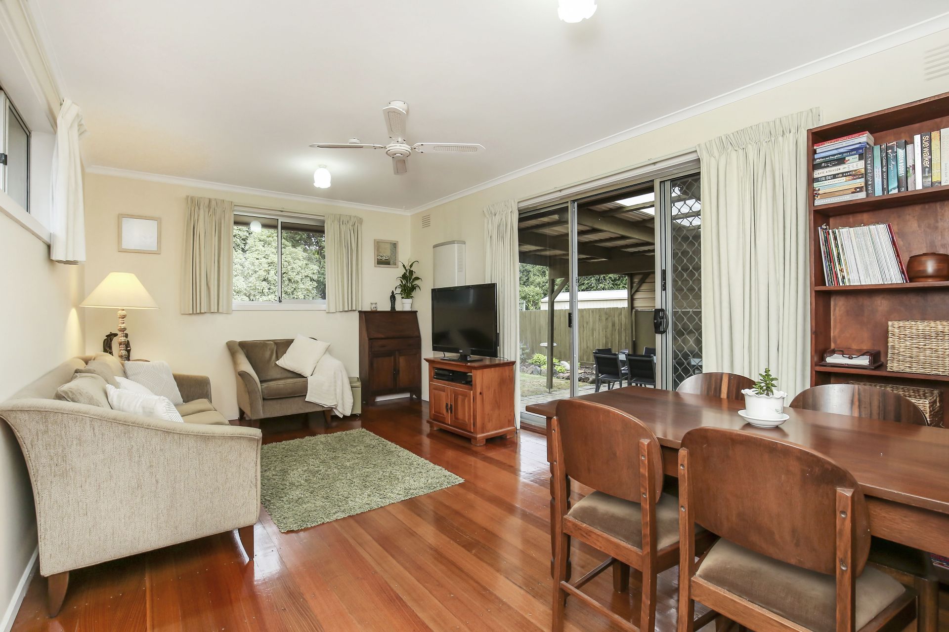 Irresistible Opportunity In An Impressive Location