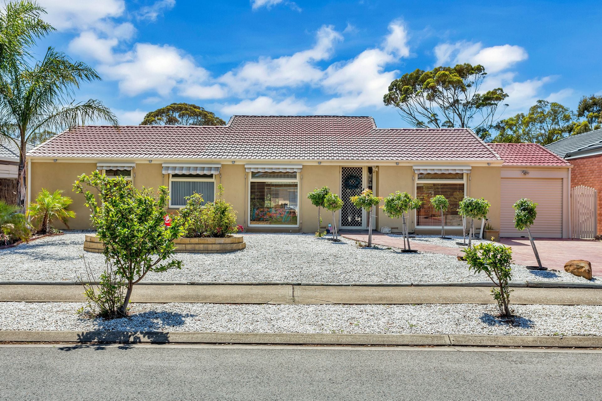55 Lakeview Avenue, West Lakes - Thumbnail 2