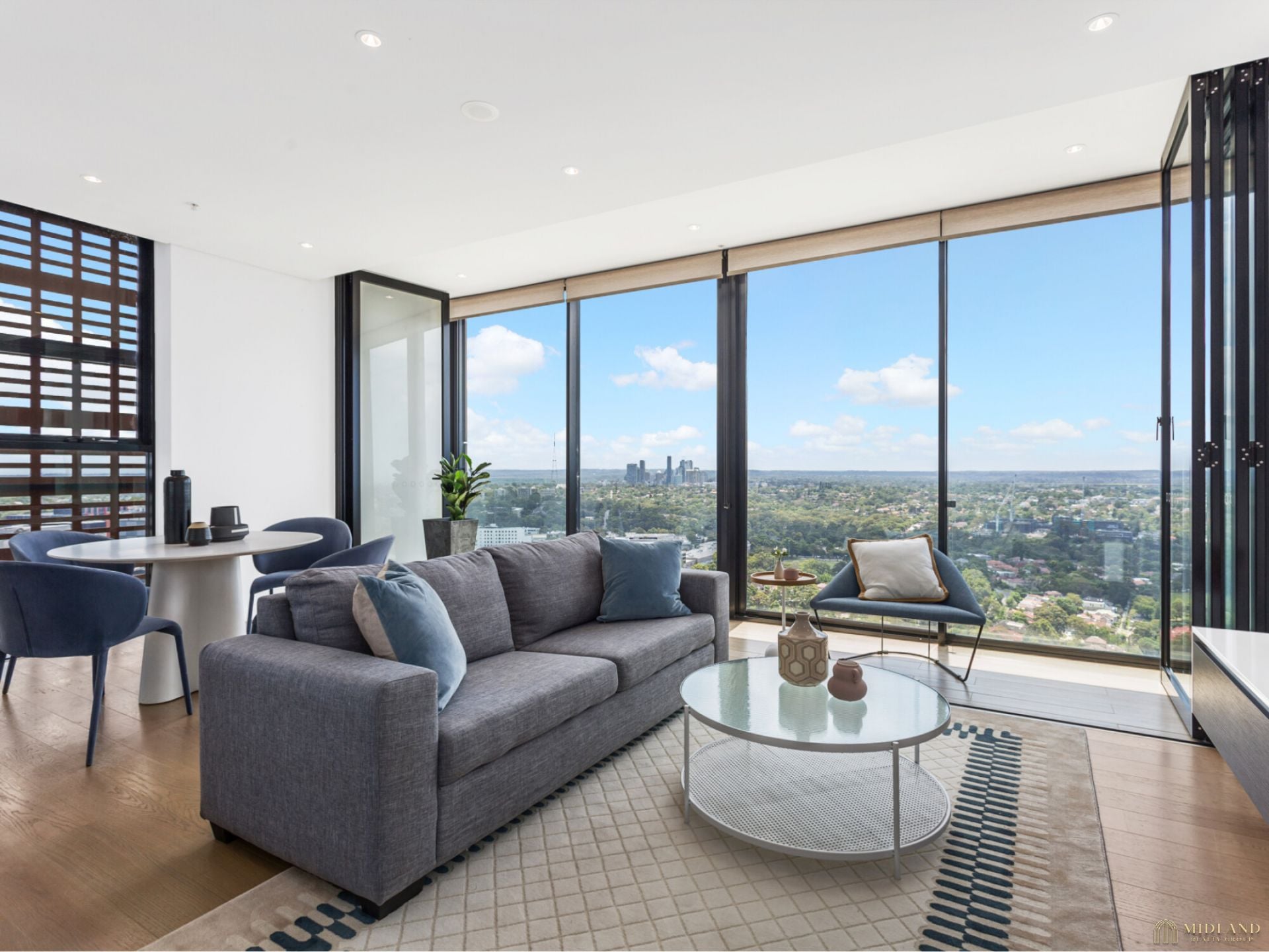 2810/10 Atchison Street, St Leonards, St Leonards - Thumbnail 3