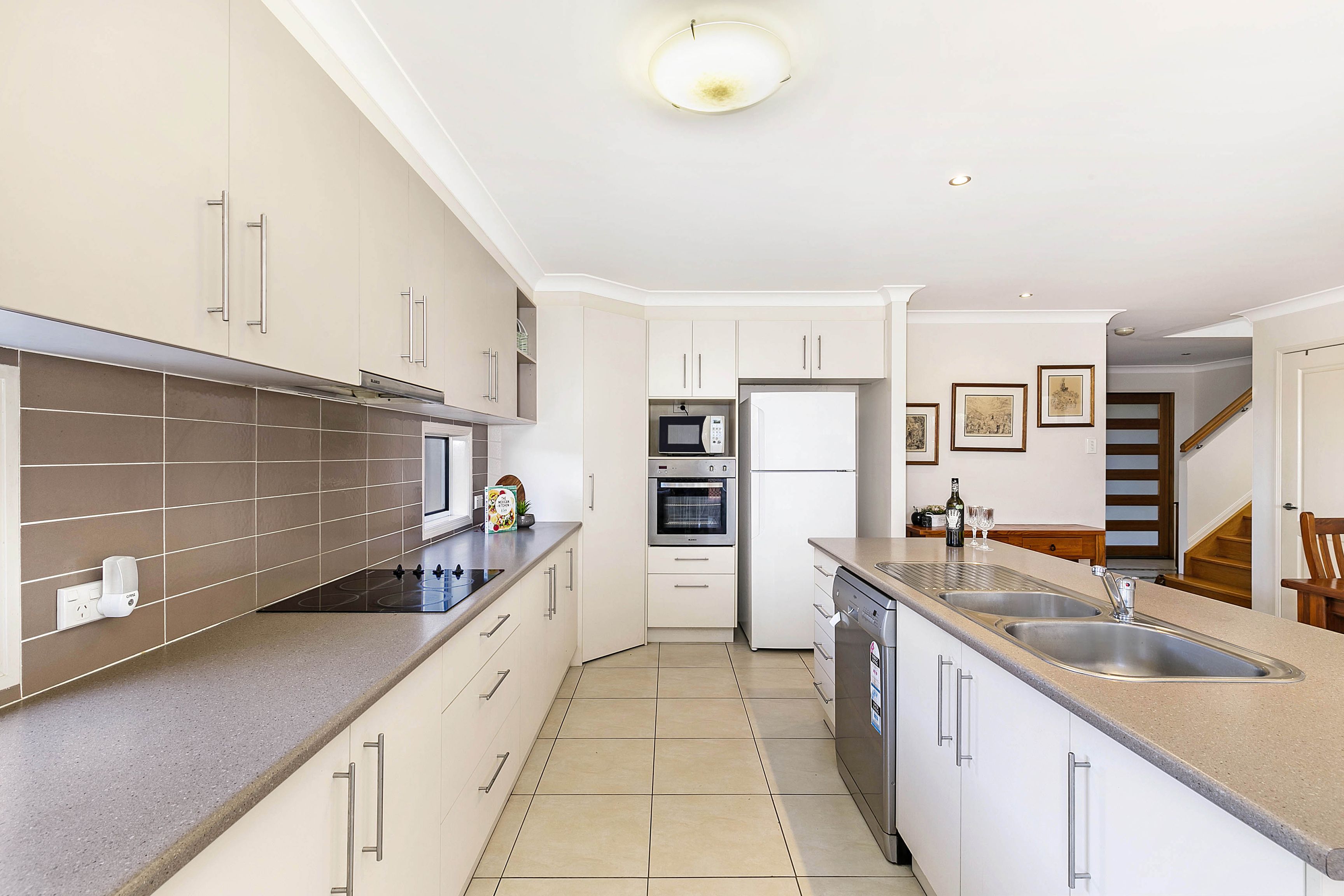 Real Estate For Sale 2/93 Daisy Hill Road DAISY HILL , QLD