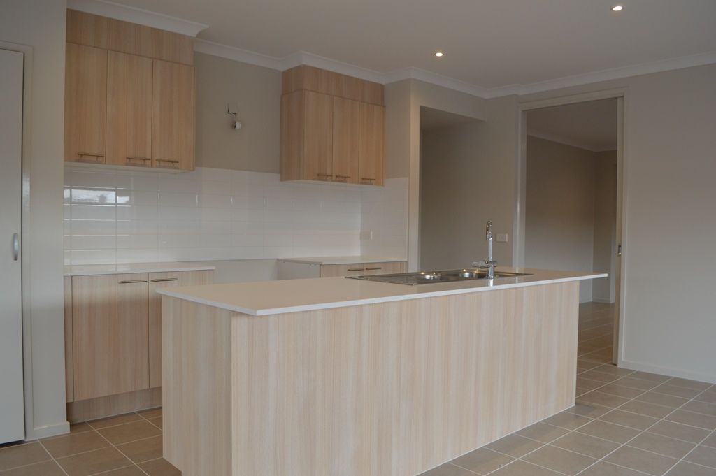 LUXURY LIVING!!