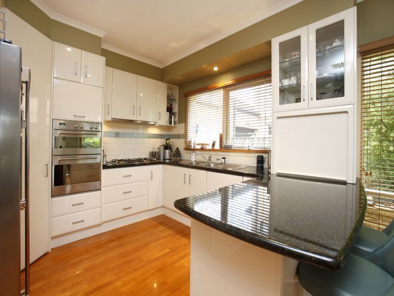 8 Springwater Square, Sanctuary Lakes - Thumbnail 3