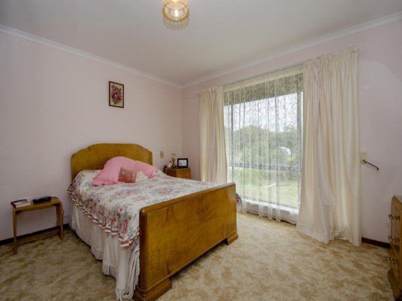 33 Foster Street BEACHPORT SA, Beachport - Thumbnail 7