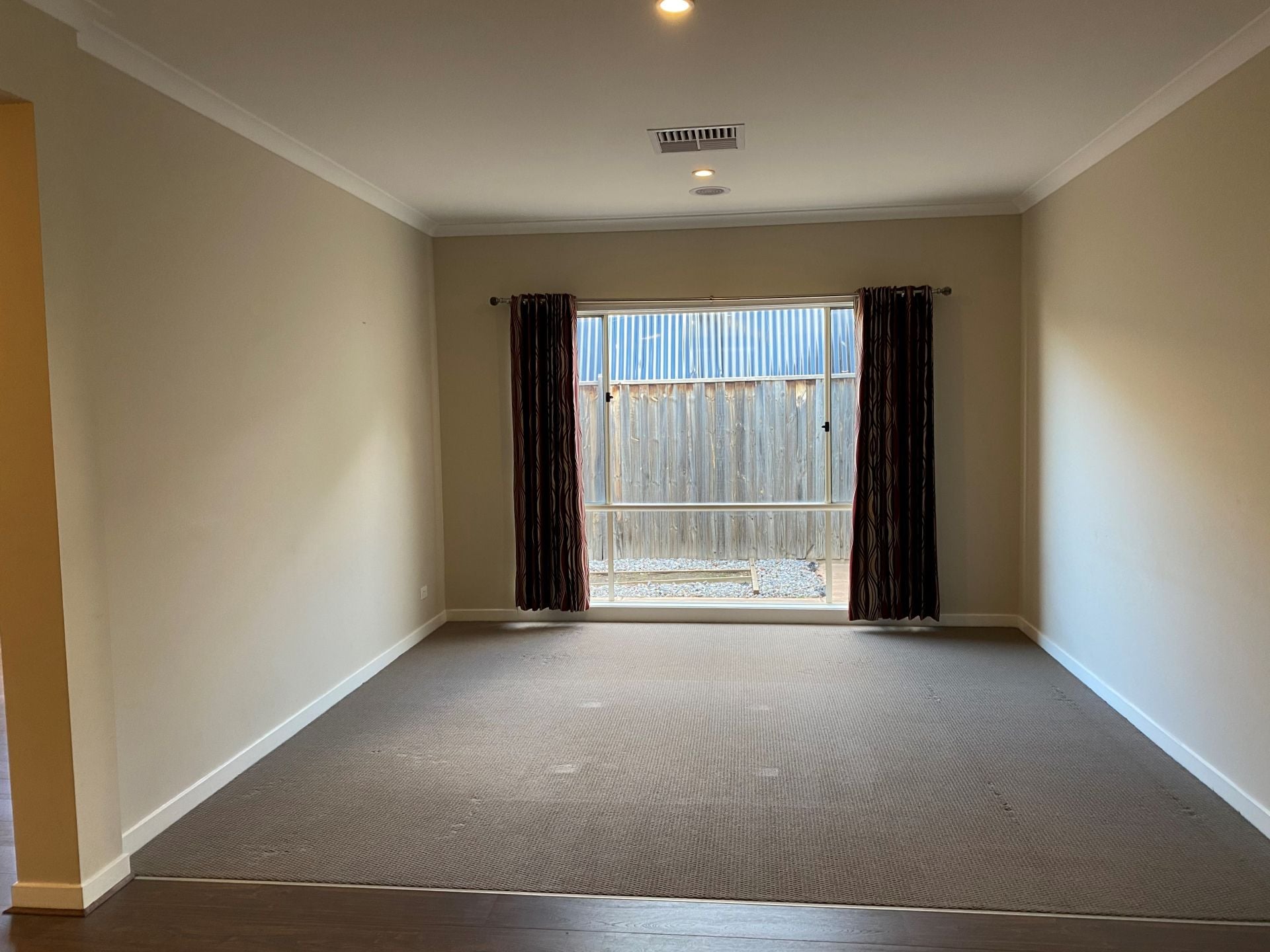 CONVENIENT & MODERN STYLE LIVING    *Insp Sat 2nd May @ 10:15am*