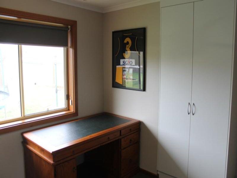 8 Lakewood Avenue MOUNT GAMBIER SA, Mount Gambier - Thumbnail 2