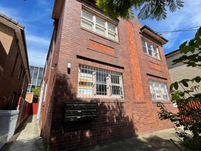 Kensington 1/10 Houston Road