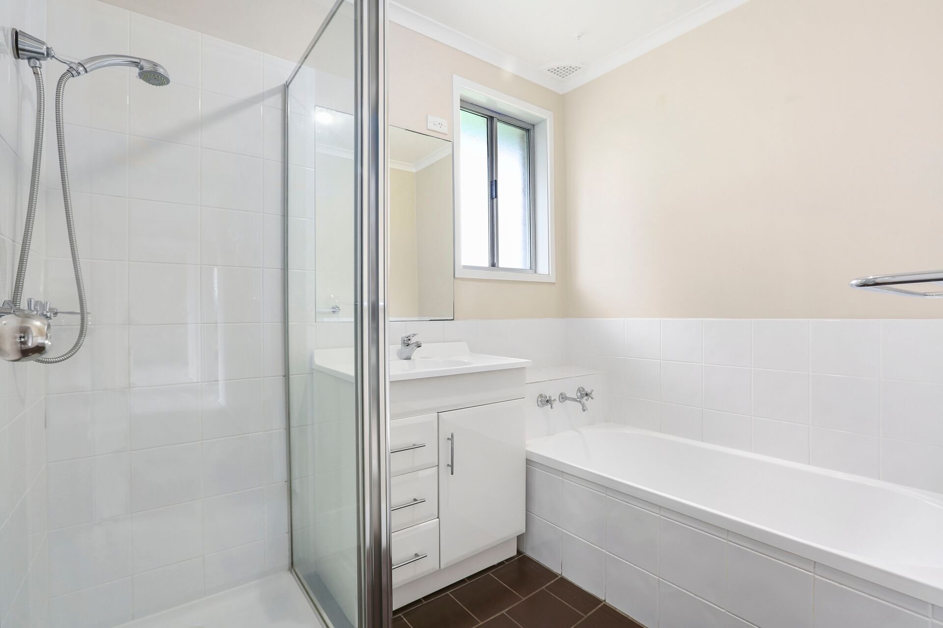 35 Hoskings Crescent, Kiama Downs First National Coast & Country Real