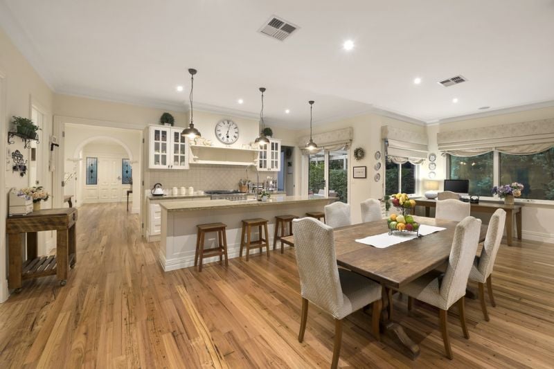 13B Headline Court, Heathmont - Thumbnail 2