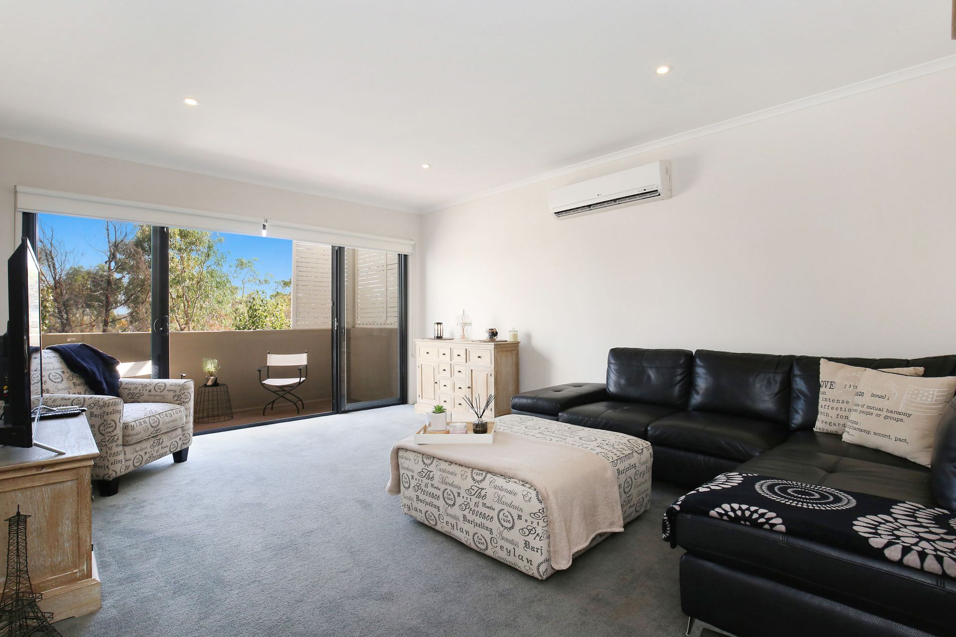 Designer Living in the most perfect of locations….