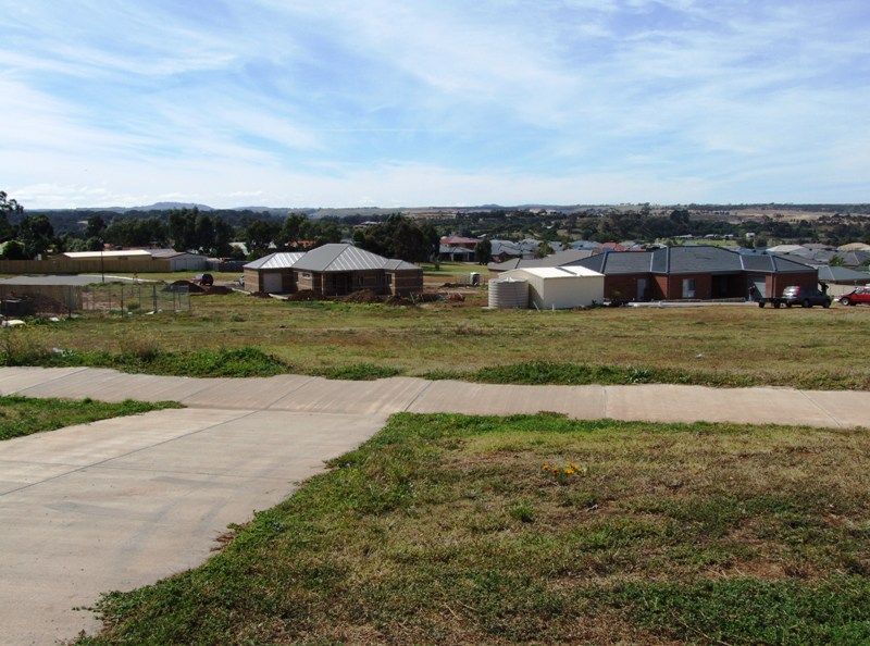 100 Albert Street, Bacchus Marsh - Thumbnail 3