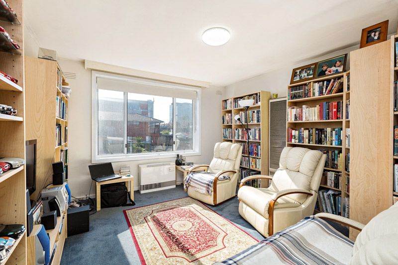 2/117 Albert Street, Seddon - Thumbnail 4