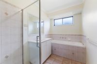 8A Manchester Drive, Sydenham VIC