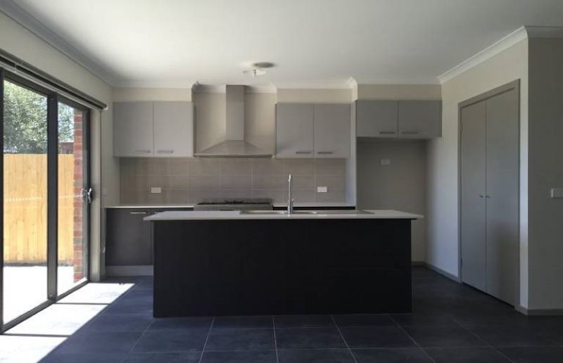 10 Blair Court Altona North VIC, Altona North - Thumbnail 4