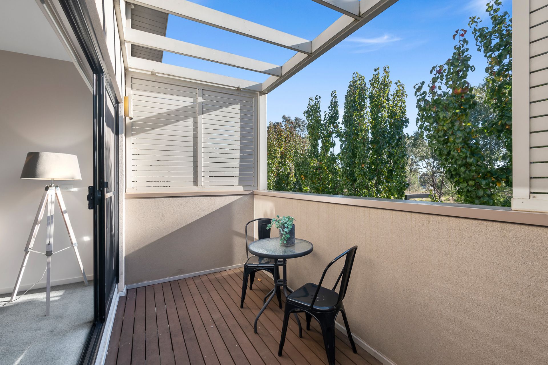 Contemporary Luxury In Prime Locale