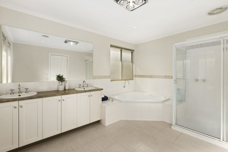 9 Peregrine Court, Viewbank - Thumbnail 8