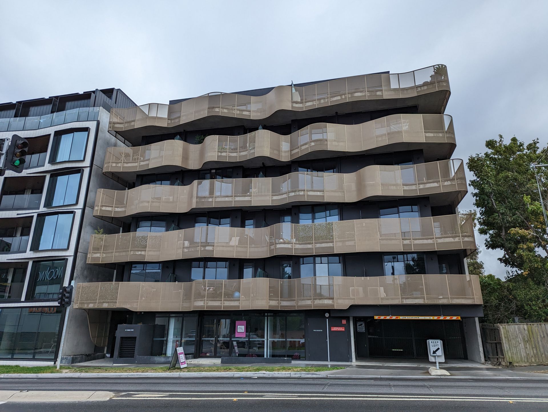 303/771 Toorak Road, Hawthorn East - Thumbnail 2