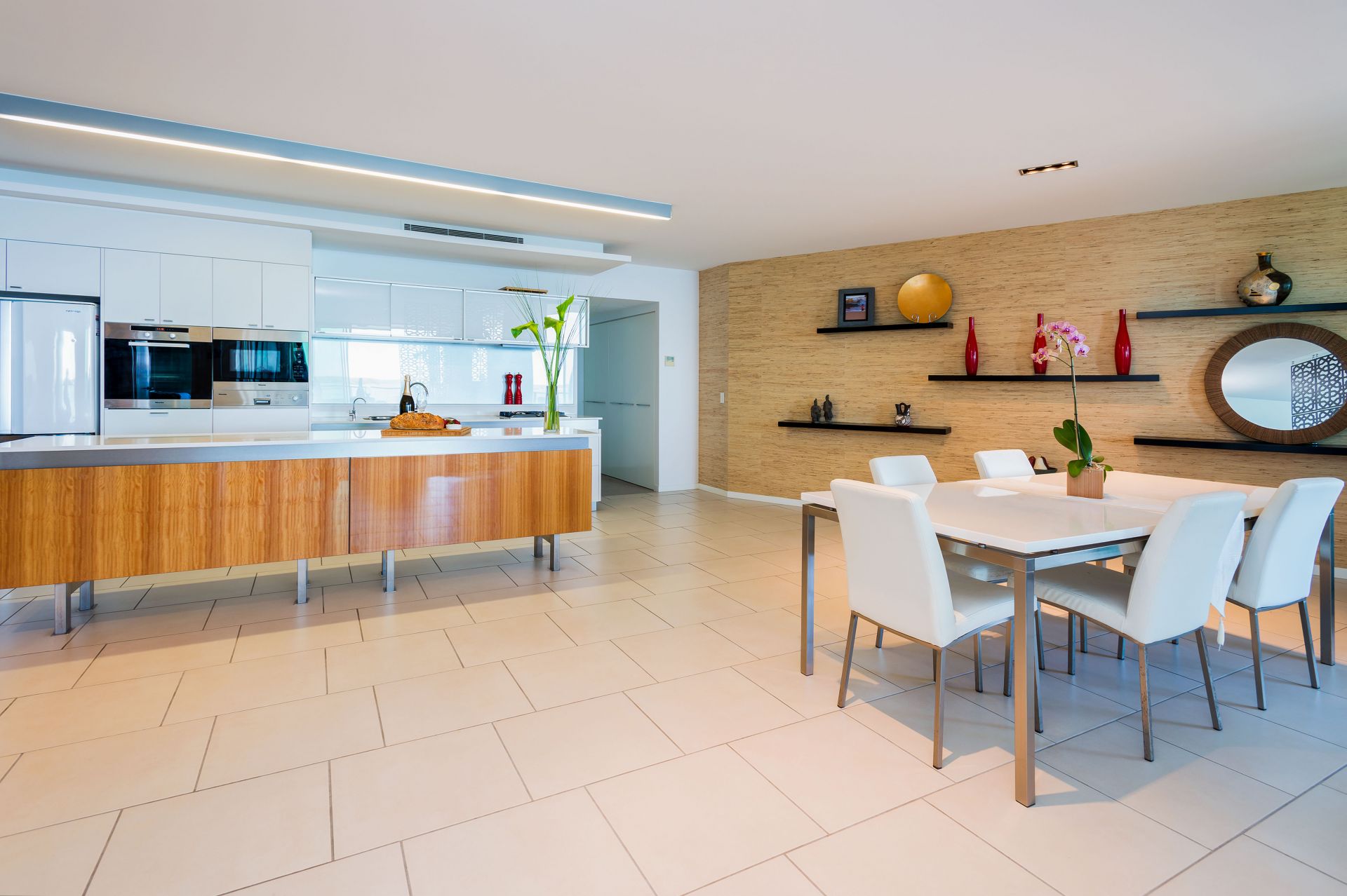 28205/2 Ephraim Island Parade, Paradise Point - Thumbnail 8