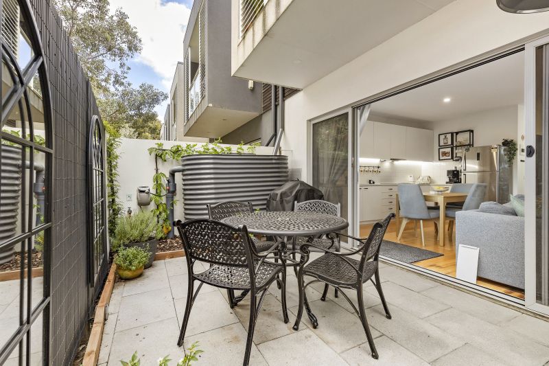 37 Waxflower Crescent, Bundoora