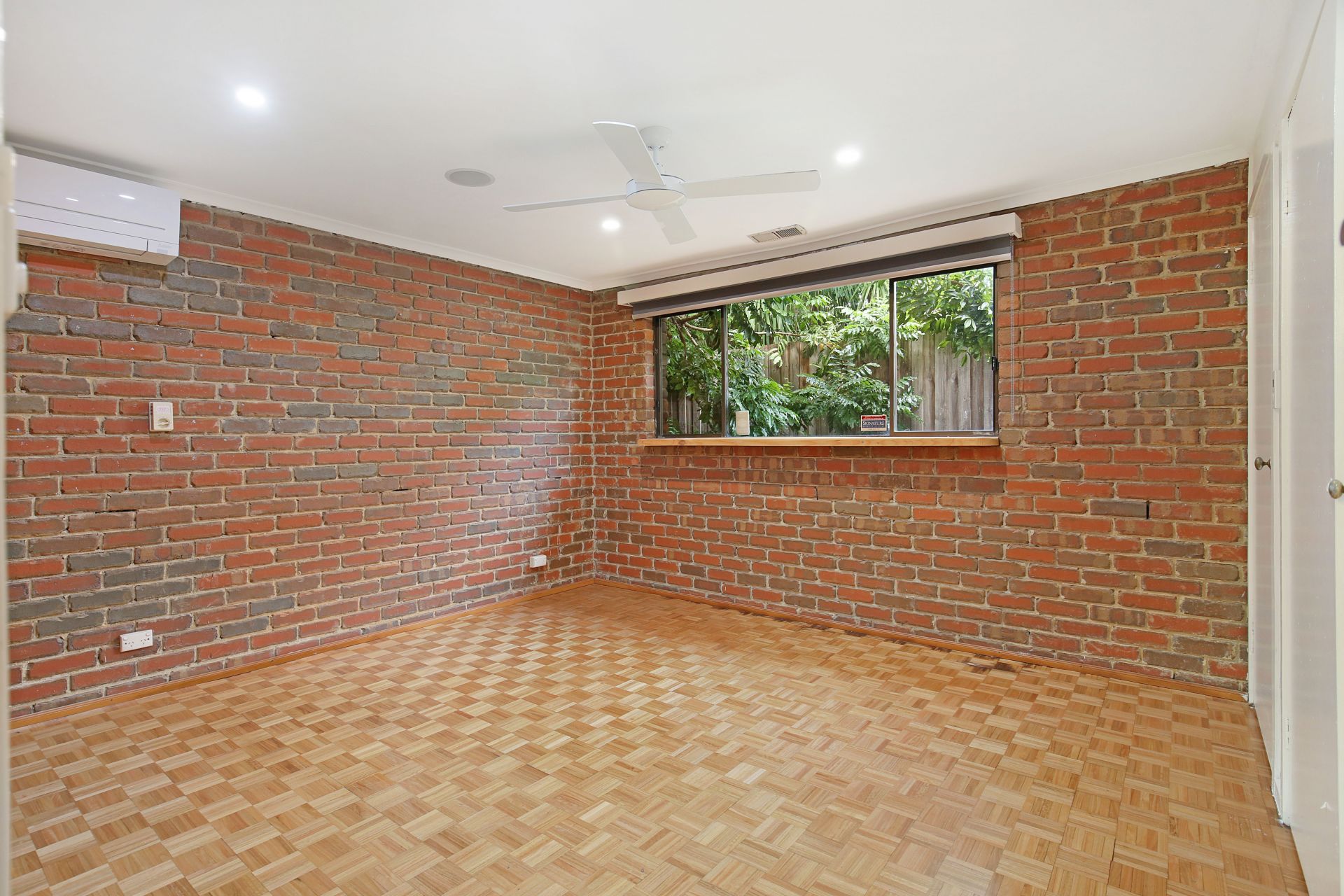 Hidden Gem in Fantastic Location ! Three bedrooms, work shop, double garage!