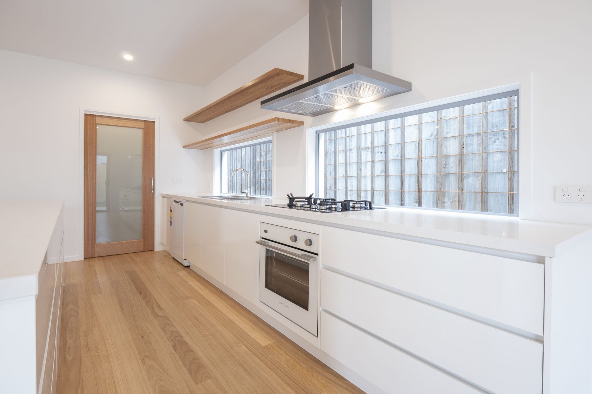 65 Central Avenue, Torquay - Thumbnail 7